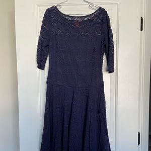 Semi-formal lace Sunday / Bridesmaids dress